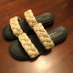 Coconuts by Matisse Sandals Size 8